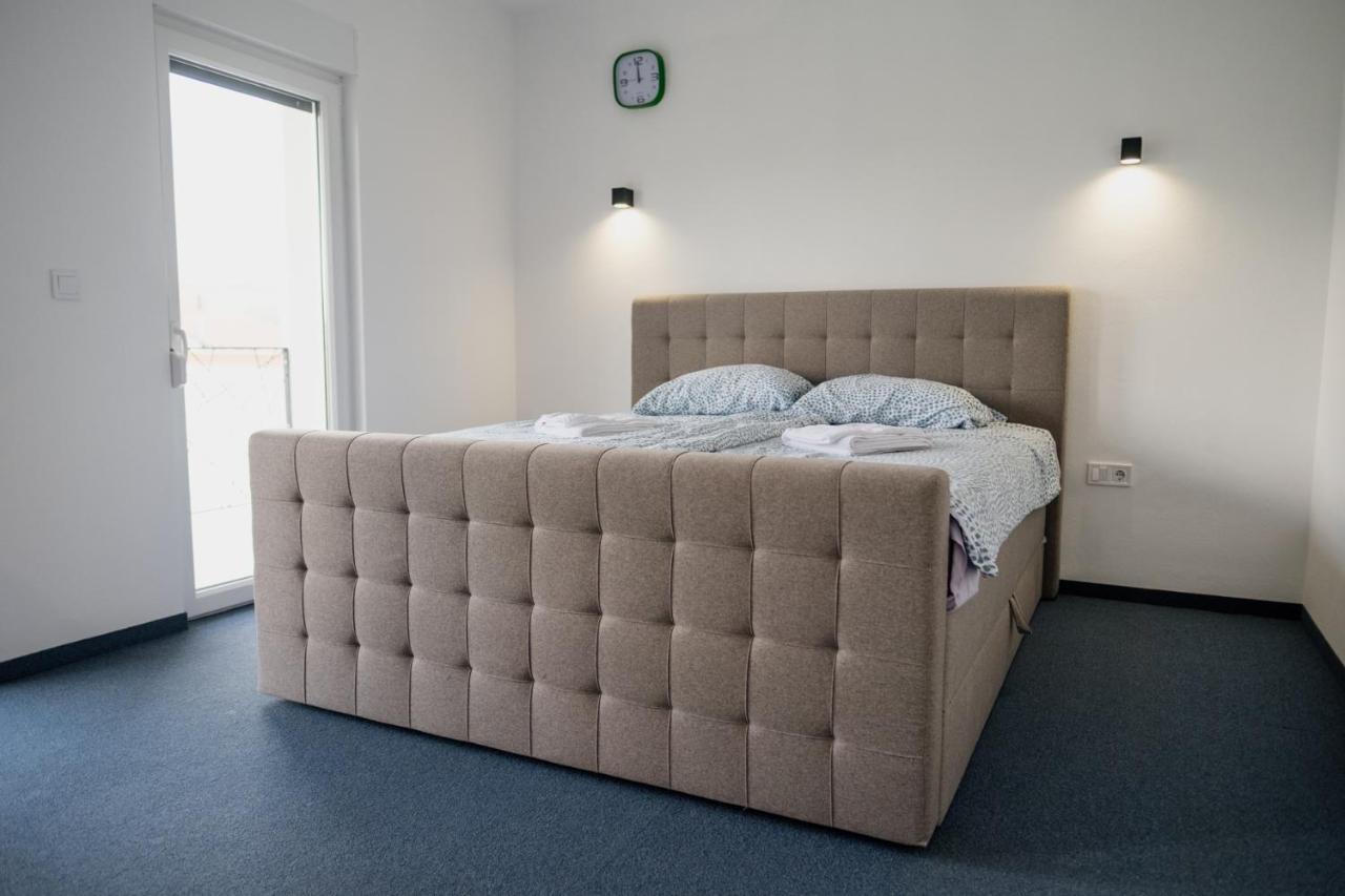 Ciom Apartment Matuzici Buitenkant foto